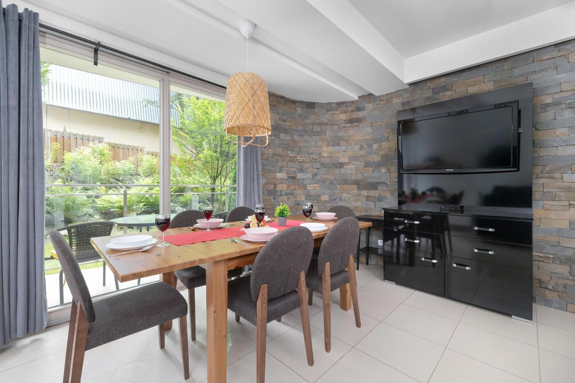 Przestronne W Zakopanem Z Trzema Sypialniami I Parkingiem By Renters Apartament