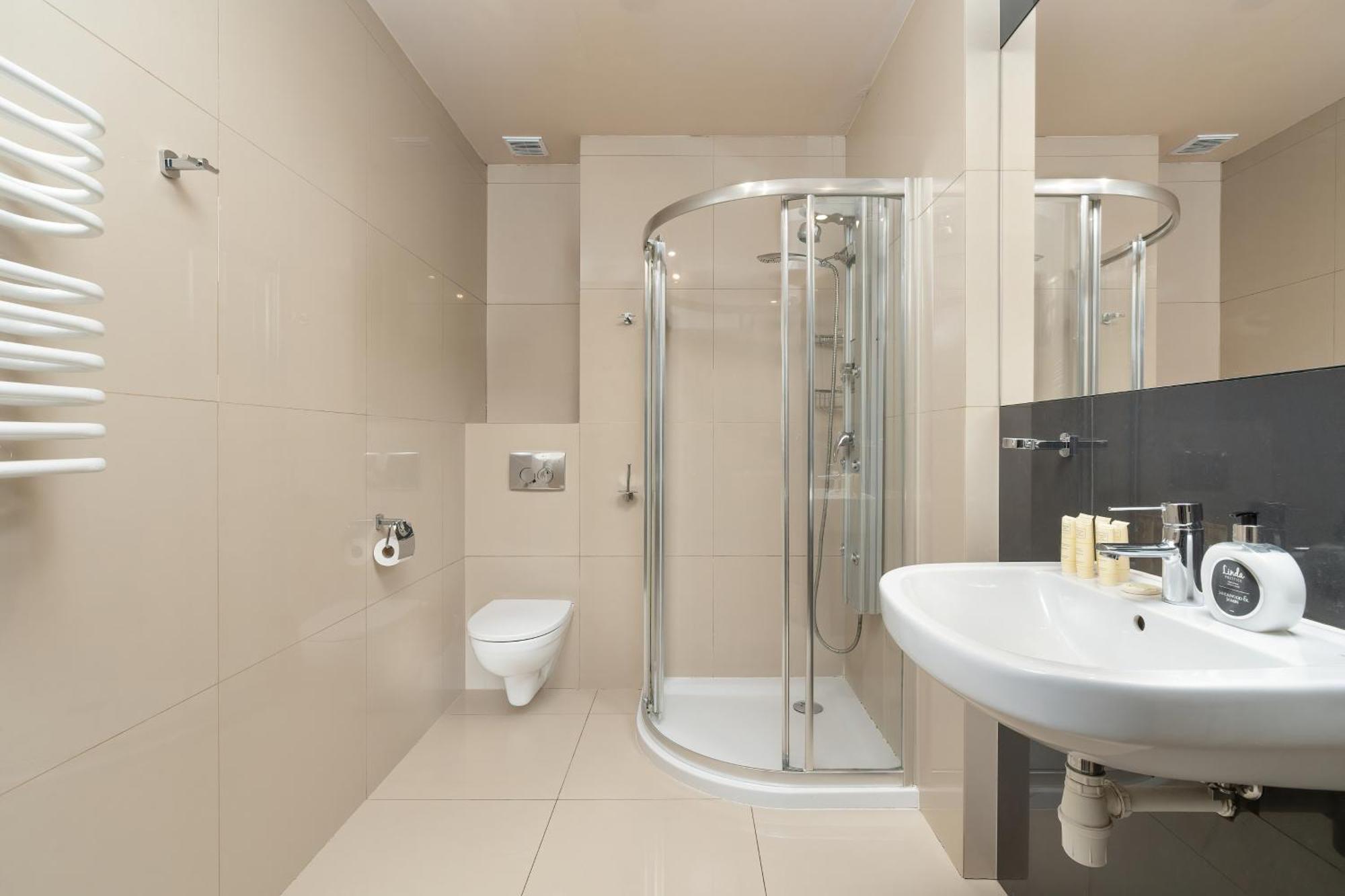 Apartament Przestronne W Zakopanem Z Trzema Sypialniami I Parkingiem By Renters Zakopane